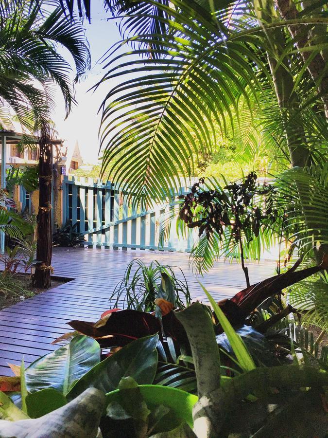 Hotel Les Bougainvilliers Saint-Gilles-les-Bains Exterior foto